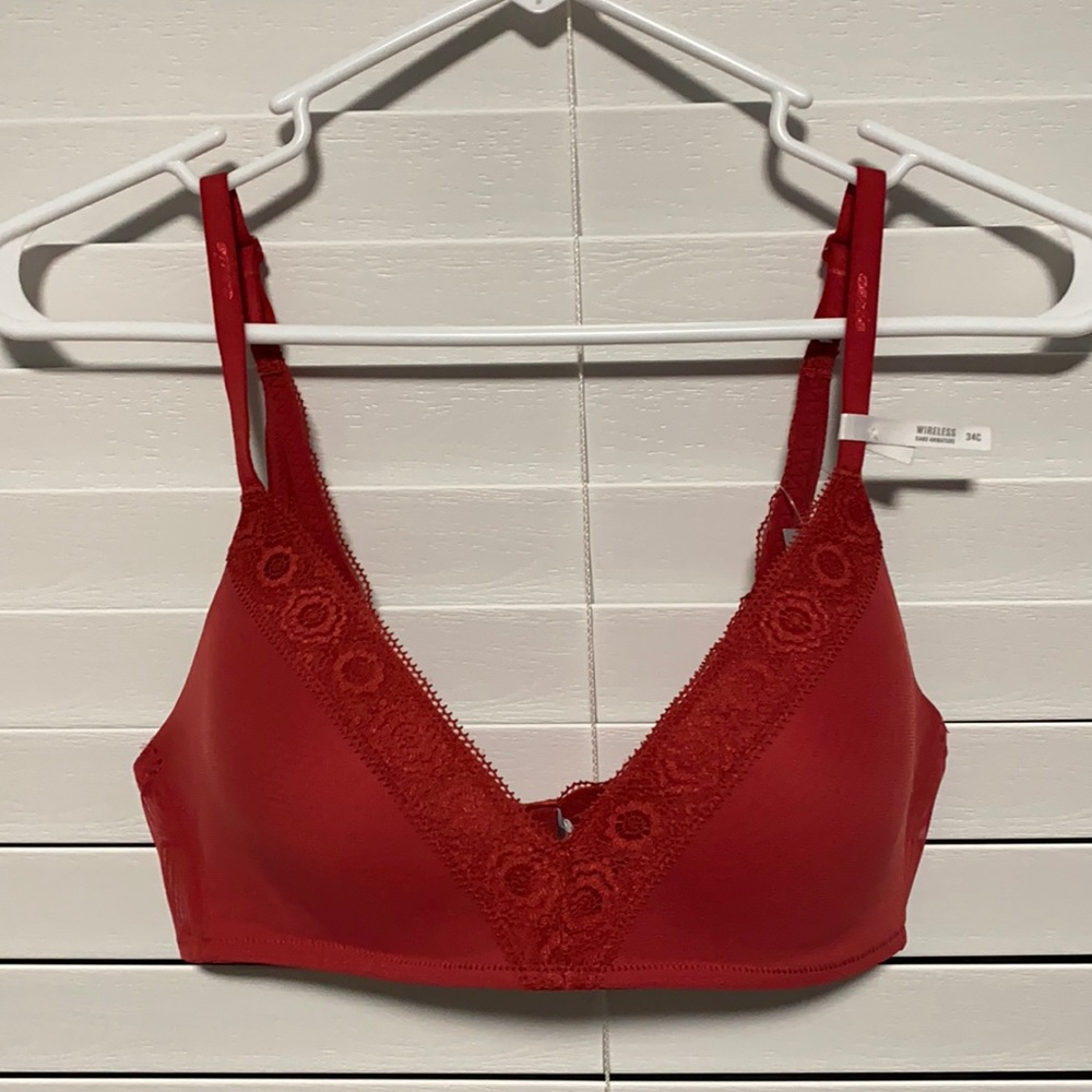 Aerie wireless real happy bra.